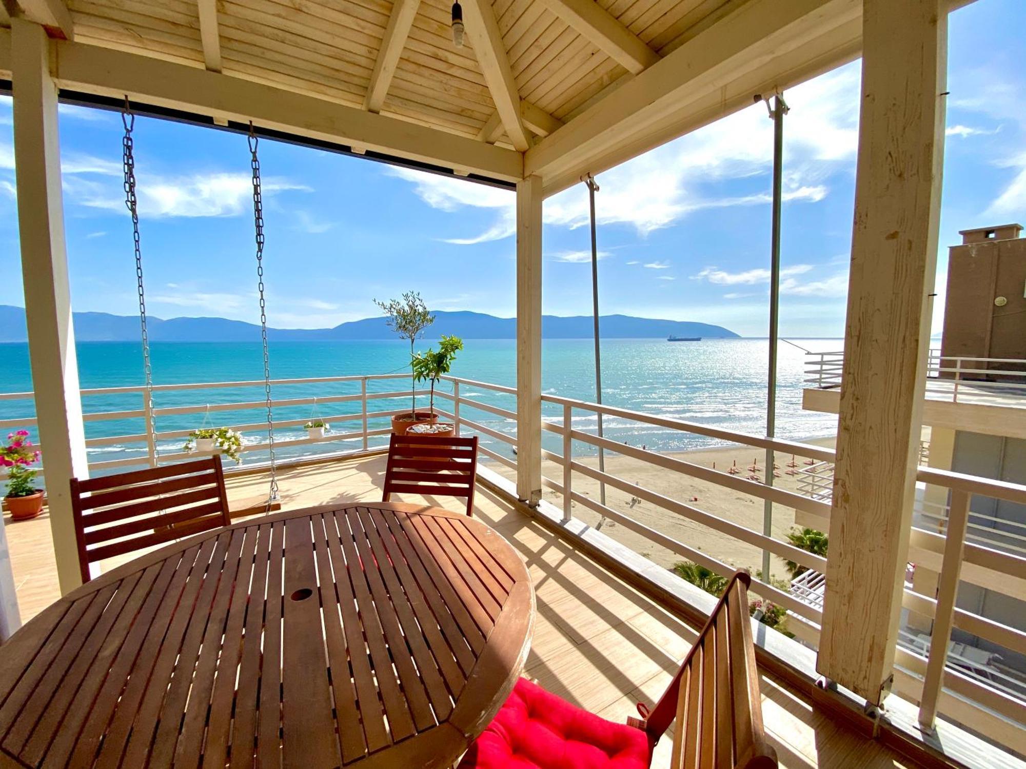 Eka Luxury Two-Bedroom Seaview Apartment Vlorë Exterior foto